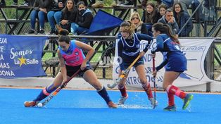 La Salle Jobson, El Quillá y Banco Provincial disputan el Regional de Clubes en la rama femenina.