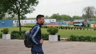 Lionel Messi, el mejor jugador del mundo, es la carta de salvación de la Selección.  