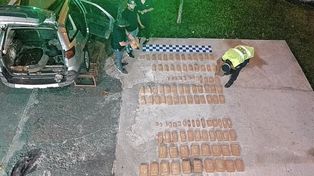 Detienen a cuatro personas con casi 70 kilos de marihuana