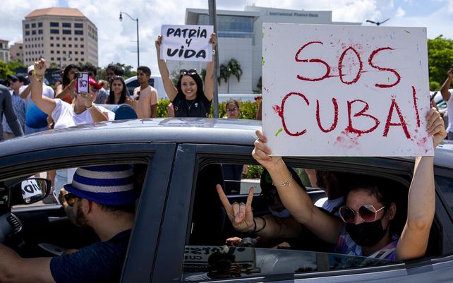 Duras protestas contra el gobierno de Cuba