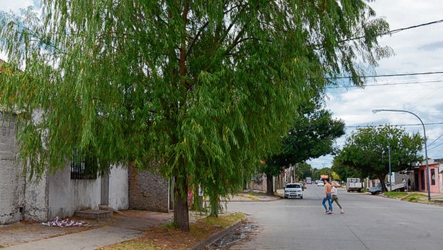 en la calle. G&eacute;nova y Cabal