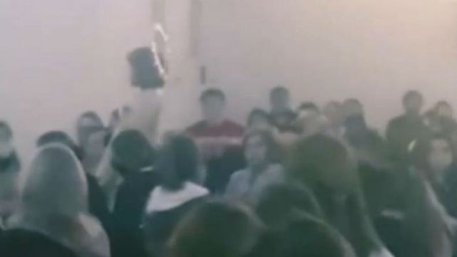 Quiénes usan el barbijo son miedosos, dijo un cura: ahora hay 1000 aislados en Justiniano Posse