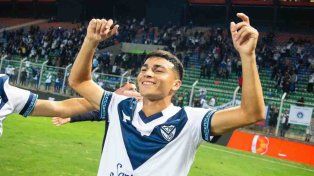 Vélez rescindió el contrato a Sarco y otro más se quedó sin club por jugar la Copa Potrero