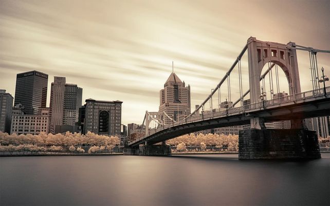 El puente Roberto Clemente