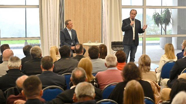 PJ: Bordet y Bahl encabezaron un acto para exhibir consenso