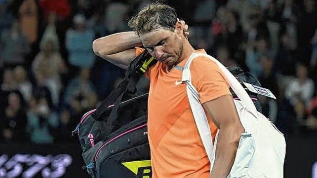 Rafael Nadal será baja por dos meses a raíz de la lesión que tuvo en el Abierto de Australia.