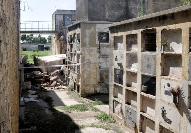 Los concejales convocaron al intendente Corral por el derrumbe en el Cementerio