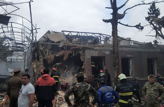 Se intensifican los bombardeos entre Azerbaiyán y Armenia y nadie escucha los llamados a una tregua