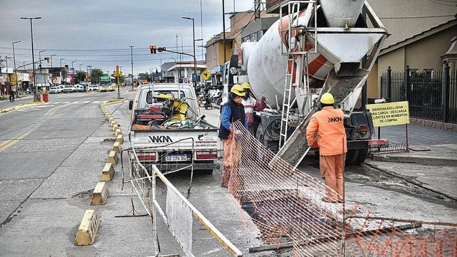 Trabajos de bacheo en la ciudad de Santa Fe