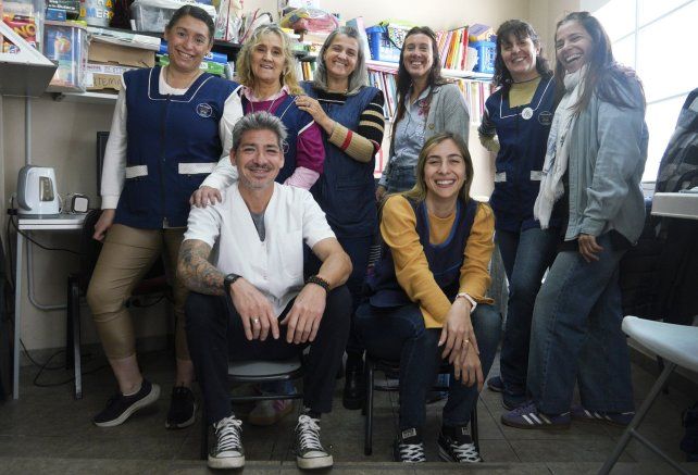 Educar a como dé lugar: en hospitales, cárceles y hasta en la casa de los alumnos