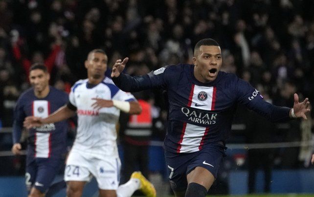 PSG ganó con un penal convertido a los 96 minutos por el francés Mbappé.