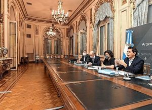 Perotti junto a Nación analizó el plan de vacunación y la compra de vacunas