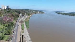 Río marrón.&nbsp;Se espera que el Paraná siga con esta tendencia en los primeros días de marzo, pero aún por debajo de sus niveles normales.