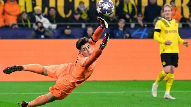 Real Madrid oficializó la contratación de Kepa para reemplazar a Courtois