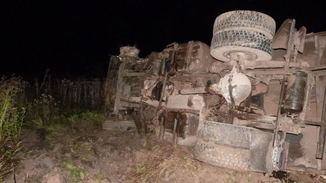Dos camiones chocaron de frente en la ruta nacional 18
