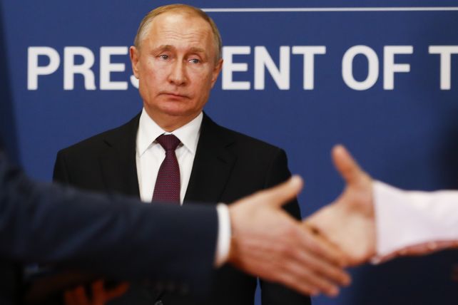 Dura advertencia de un oligarca ruso a Vladimir Putin: Nos llevará de vuelta a 1917