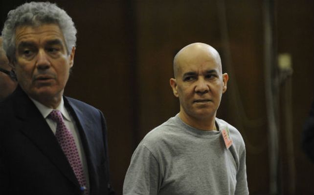 El acusado. Pedro Hernández (derecha)