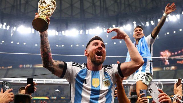 La historia de Lionel Messi fue abordada en varias series o películas