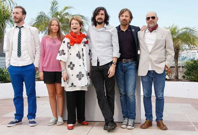 Viggo Mortensen llevó su locura por San Lorenzo a la alfombra roja de Cannes
