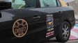 Ya circulan los primeros taxis con publicidad en puertas, luneta y techo