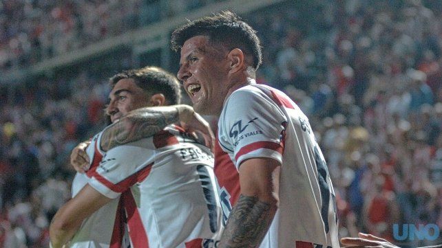 Unión, único escolta: la tabla de la zona A del Clausura está al rojo vivo