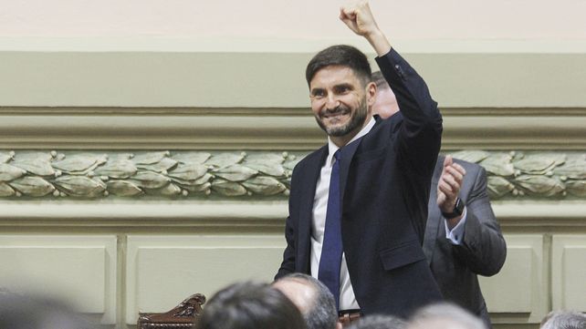 Maximiliano Pullaro juró como nuevo gobernador de Santa Fe.&nbsp;