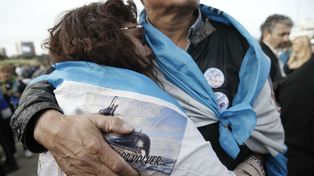 Ahora buscaremos la verdad, advirtieron los familiares