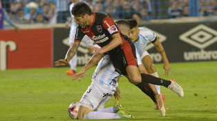 Pablo Pérez se lesionó la rodilla en el partido contra Atlético Tucumán y no se recuperó.