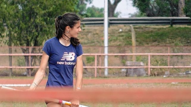 Paula Gómez Iriondo competirá en salto con garrocha en el Sudamericano U18.