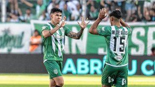 Banfield se lo dio vuelta a Racing y tomó aire Munúa