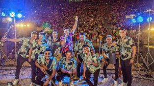 Los Bam Band hicieron bailar al público con su cumbia en el Anfiteatro
