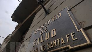 Llaman a paritarias a profesionales de Salud