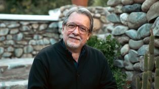 Quique Llopis se presentará este jueves a las 19 en el ciclo “Entre Cuerdas y Letras”, en el auditorio de La Capital y con transmisión por LT8.