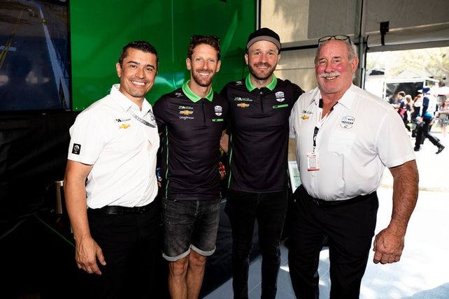 Los máximos exponentes del Juncos Hollinger Racing lucen felices en todo momento.
