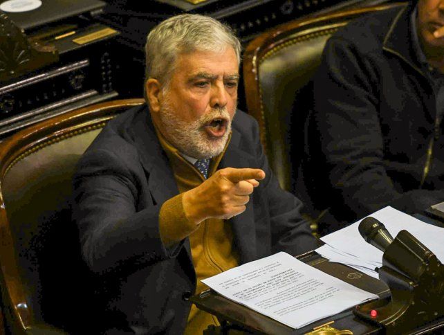 Julio De Vido pidió licencia como diputado nacional