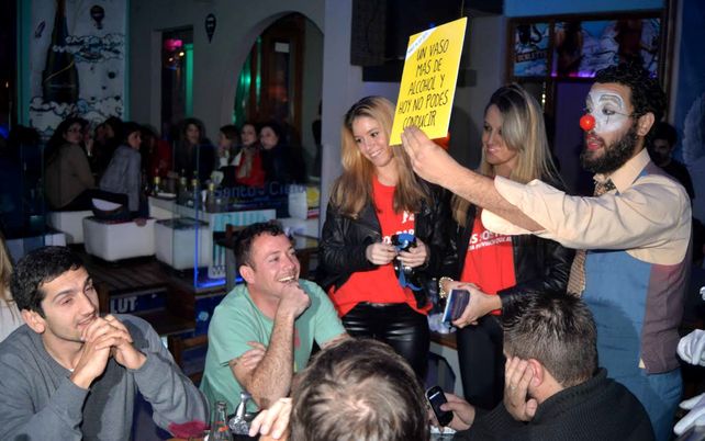 Los jóvenes se sumaron a una diversión segura con el programa vial “Viva la Noche”