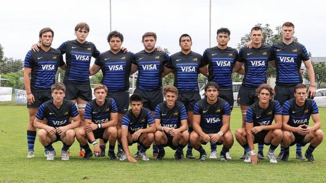 Bautista Benavides (segundo arriba desde la izquierda) de Santa Fe Rugby jugó en Río Segundo. Bautista Benavides (segundo arriba desde la izquierda) de Santa Fe Rugby jugó en Río Segundo.