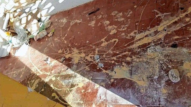 Destrozaron garita de colectivo sobre Ruta 12 en Cerrito.