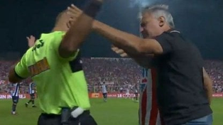 Video: la furia de Madelón con el cuarto árbitro que se hizo viral