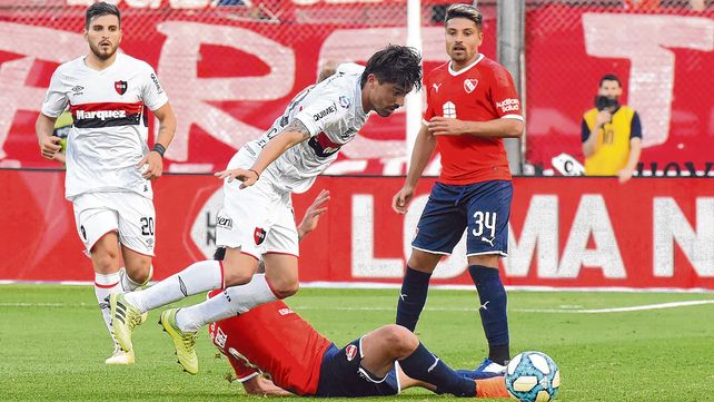 Serán compañeros. Sebastián Palacios enfrentó a Newells y a Formica en este torneo. Ahora jugarán juntos.&nbsp;