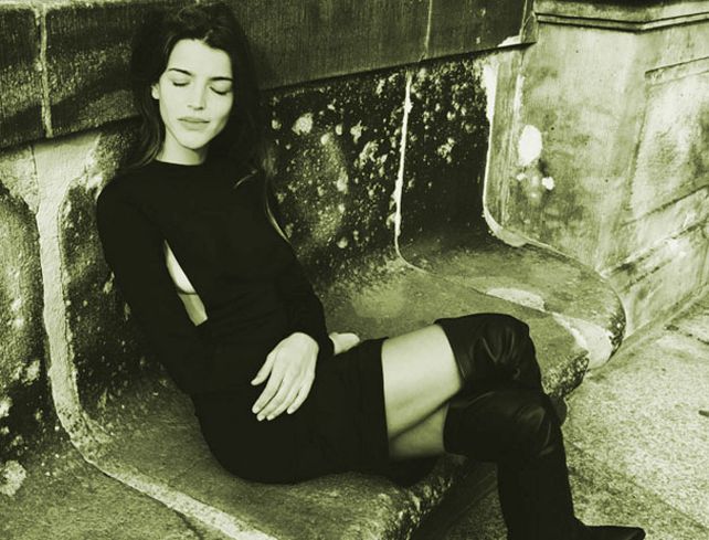 Calu realizó una producción de fotos para Vogue de España.