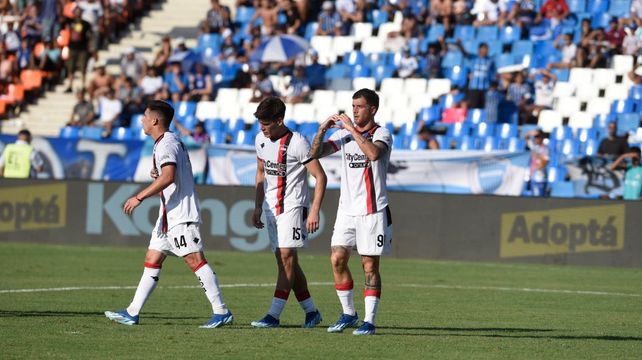 El Colo Ramírez y el corazón leproso para que Newells se lleve un valioso empate de Mendoza.