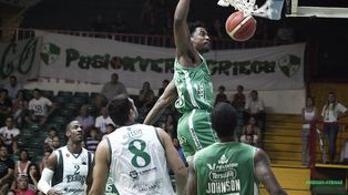 Atenas se quedó con el clásico ante Ferro