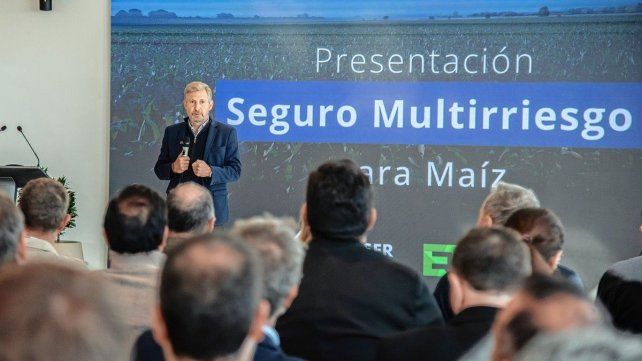 Frigerio presentó seguro multirriesgo para maíz junto a las principales aseguradoras del mercado.