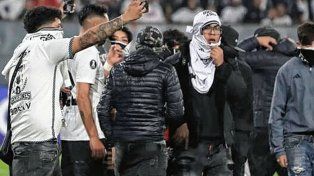 Dos hinchas de Colo Colo fallecieron en la previa del partido ante Fortaleza por la Copa Libertadores.