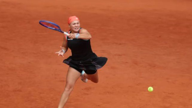 Roland Garros: Shnaider le dio vuelta un partido increíble a Sabalenka y avanzó a semis