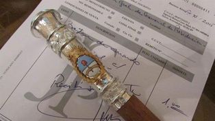 Macri devolvió el bastón que no usó al asumir