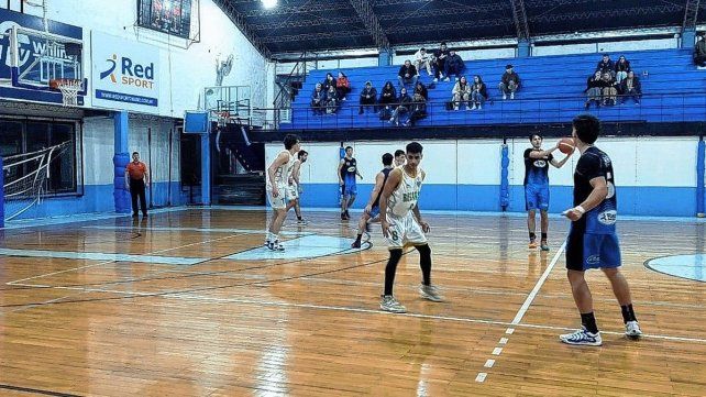 Oficial Prefederal: primeras alegrías para El Quillá y Regatas (SF)