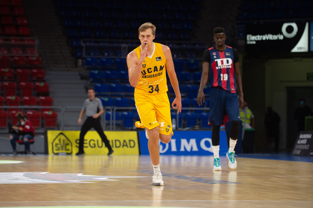 El Baskonia de Luca Vildoza tropezó en la Liga Endesa