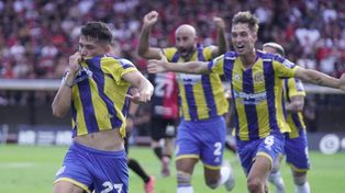 Festejo en el Coloso. En el Apertura 2025 Central derrotó 2 a 1 a Newell’s y uno de los goles fue obra de Gaspar Duarte.&nbsp;